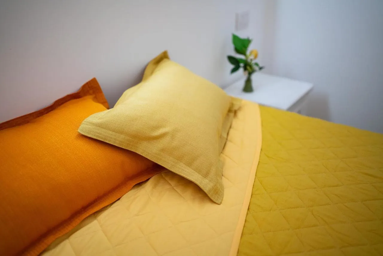 Couette-café L' Angolo Dei Poeti - Bed And Breakfast Bari Italie