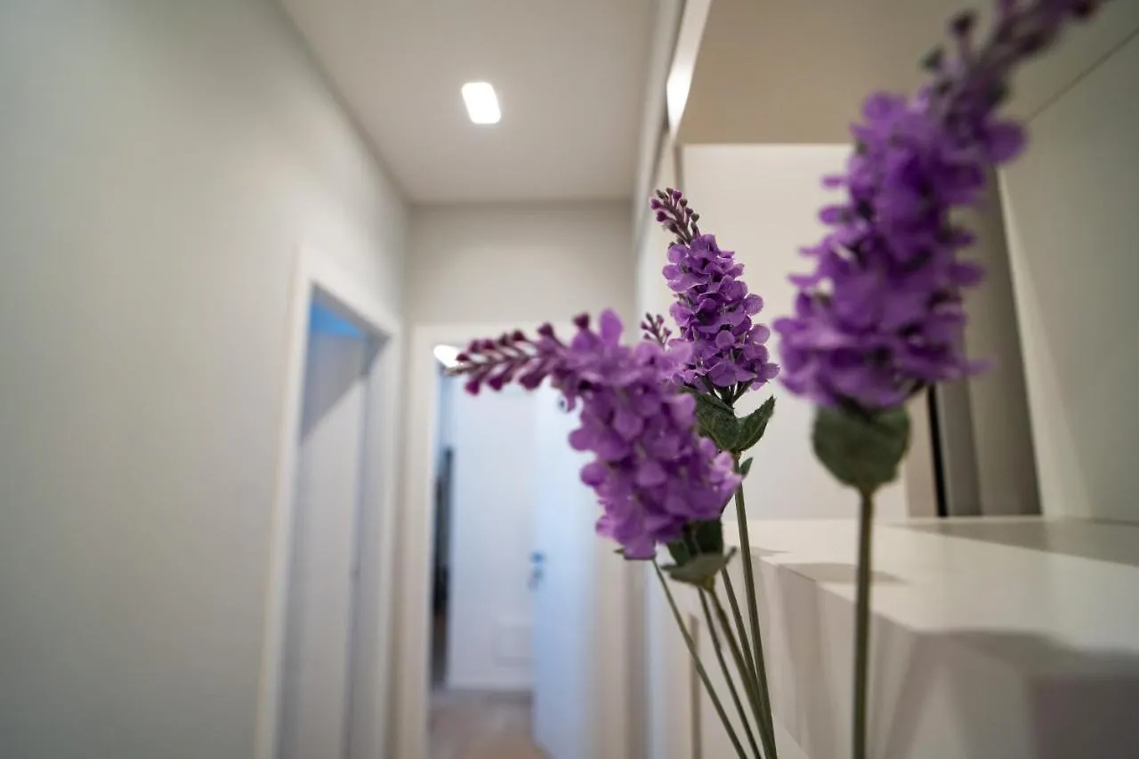 Couette-café L' Angolo Dei Poeti - Bed And Breakfast Bari