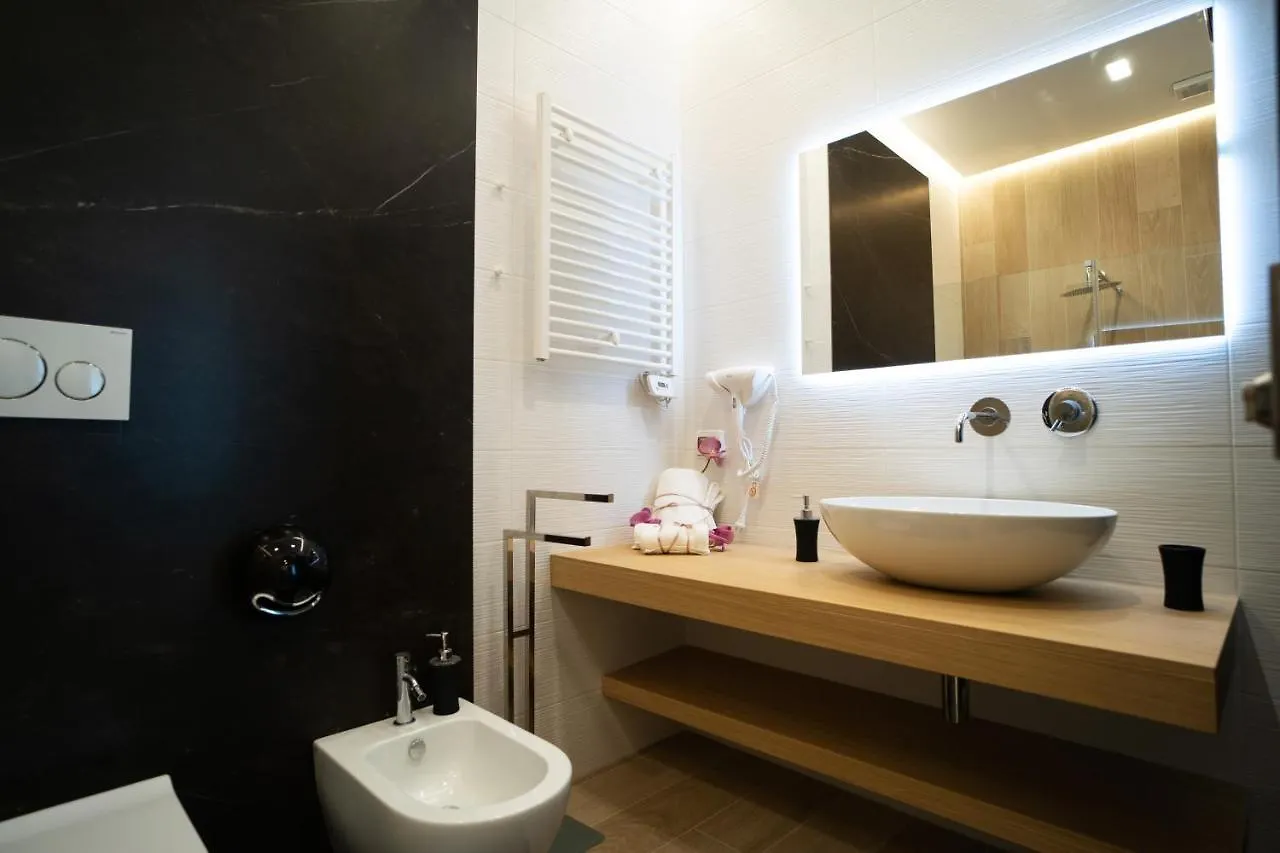 L' Angolo Dei Poeti - Bed And Breakfast Bari 0*,