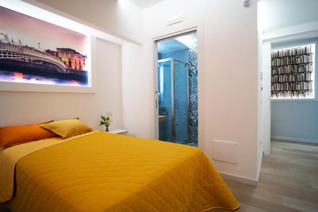 L' Angolo Dei Poeti - Bed And Breakfast Bari Italia