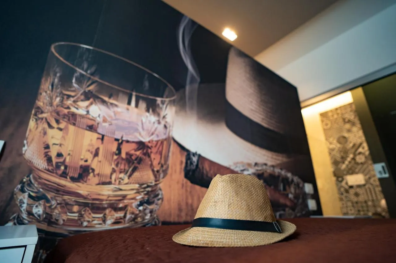 住宿加早餐酒店 L' Angolo Dei Poeti - Bed And Breakfast 巴里