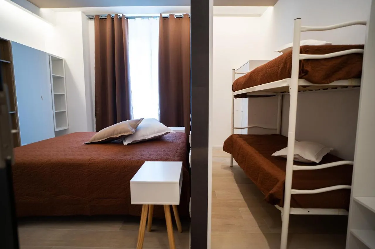 住宿加早餐酒店 L' Angolo Dei Poeti - Bed And Breakfast 巴里
