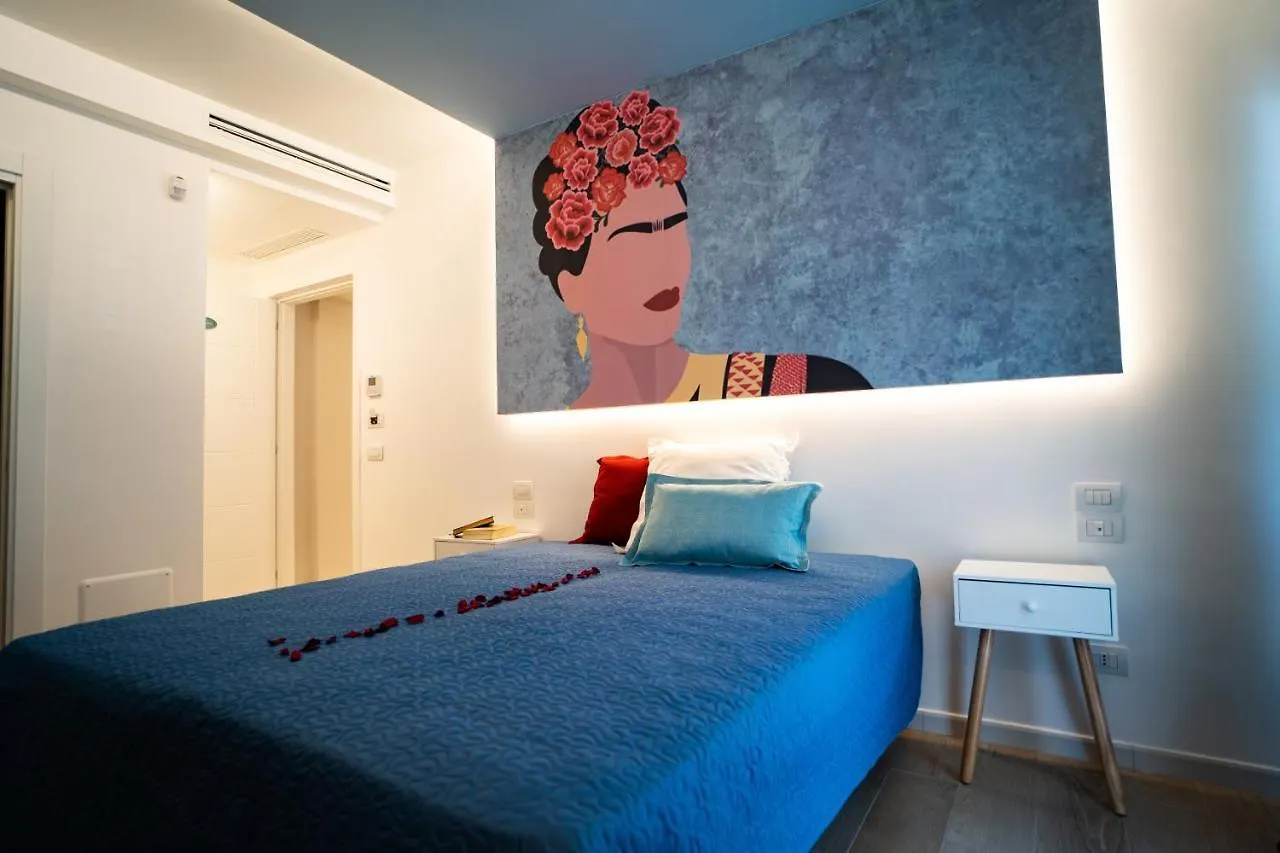 L' Angolo Dei Poeti - Bed And Breakfast Bari 0*,  Italia