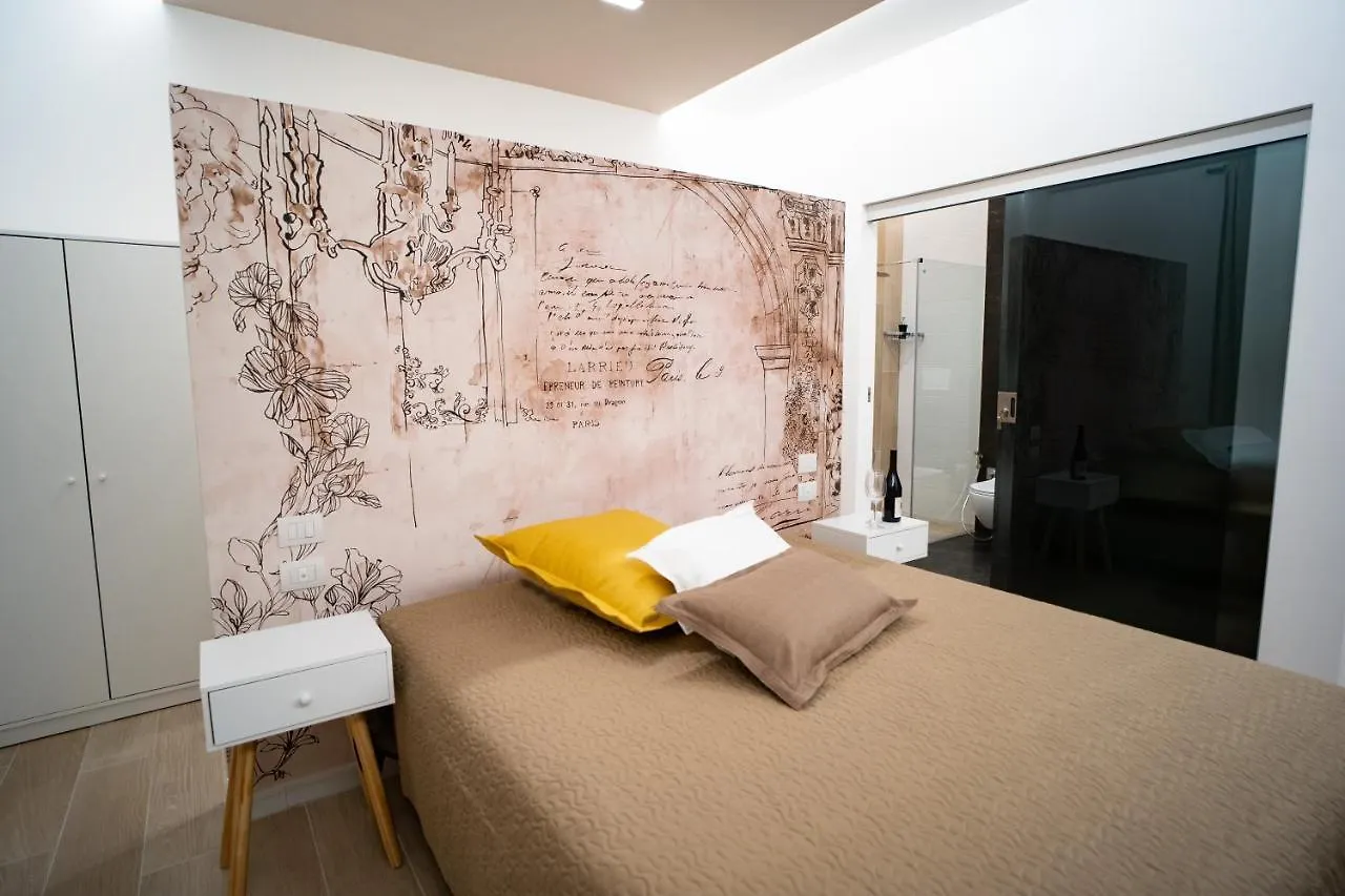 L' Angolo Dei Poeti - Bed And Breakfast Bari 0*,