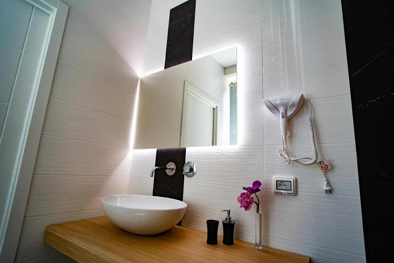 L' Angolo Dei Poeti - Bed And Breakfast Bari