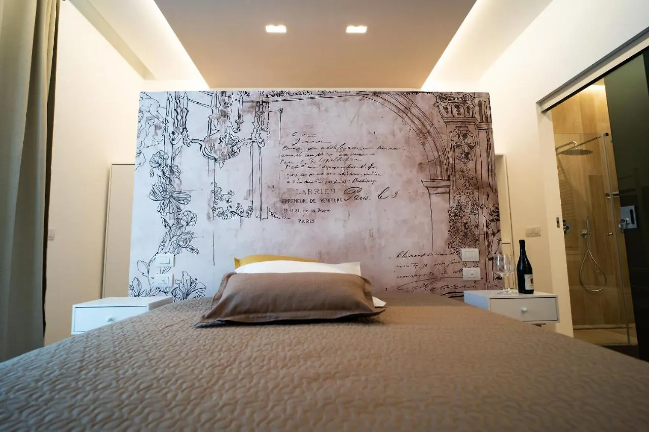 L' Angolo Dei Poeti - Bed And Breakfast 巴里 0*,